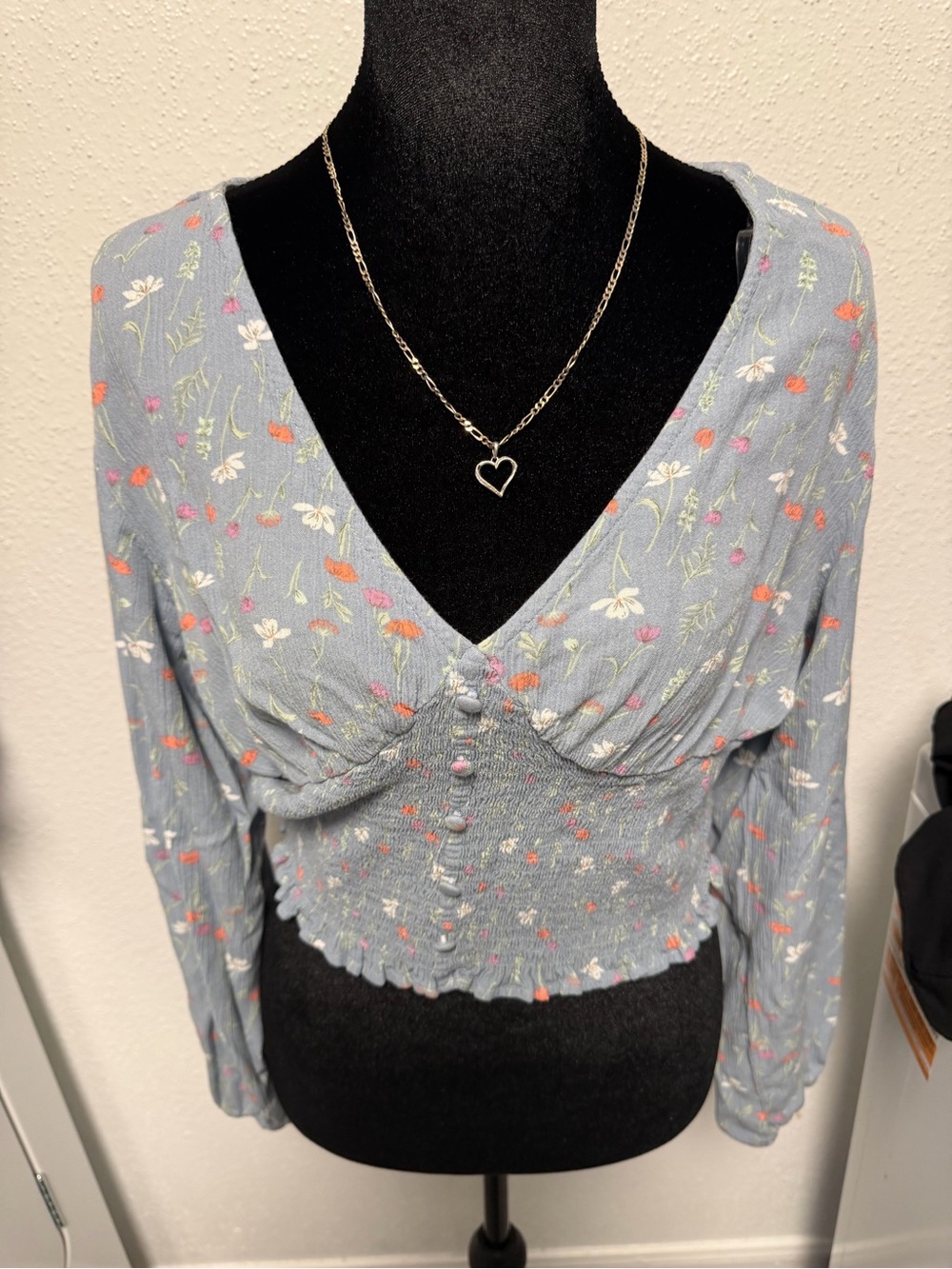 Lee Dusty Blue Floral Smocked V-Neck Button-Front Blouse